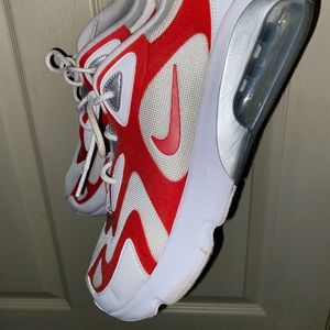Nike Air Max 200
White University Red